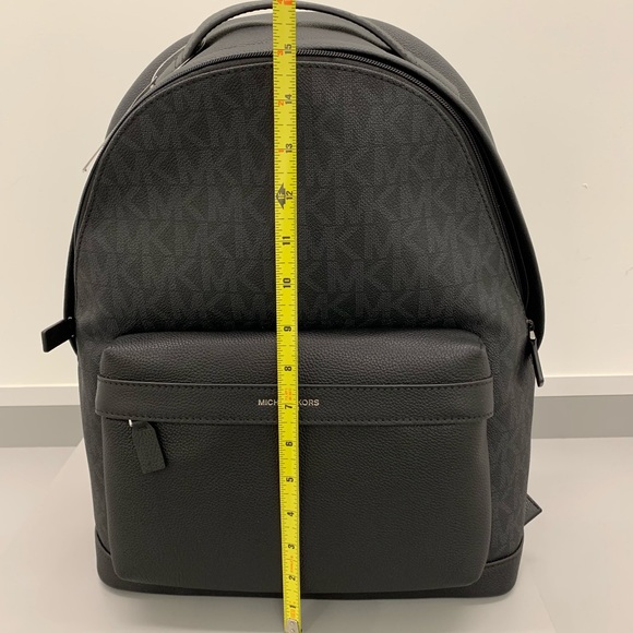 Michael Kors Men’s Russel Backpack - Picture 6 of 8